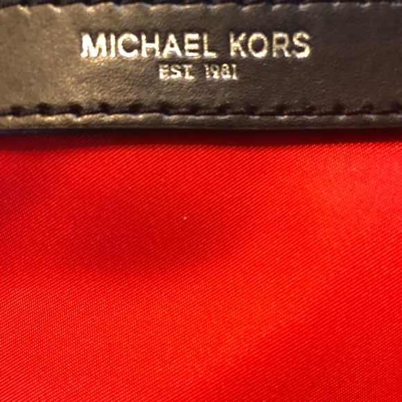 Michael Kors Travel Pouch - Picture 4 of 7